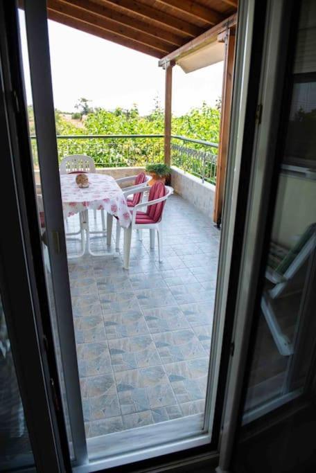 Sea View Maisonette Netflix Nea Kerasia Bagian luar foto